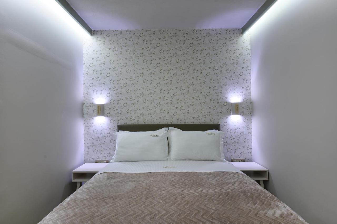 Albero Hotel Perama  Екстериор снимка