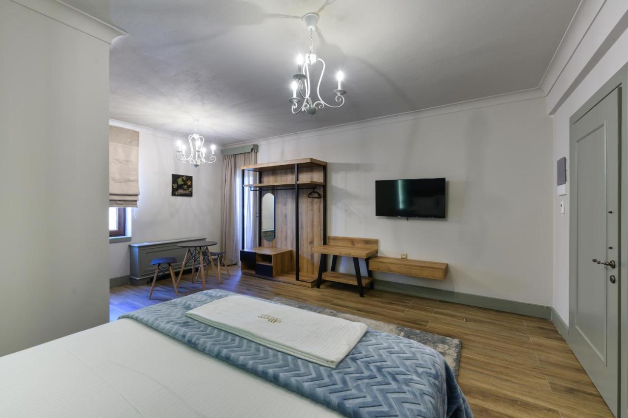 Albero Hotel Perama  Екстериор снимка