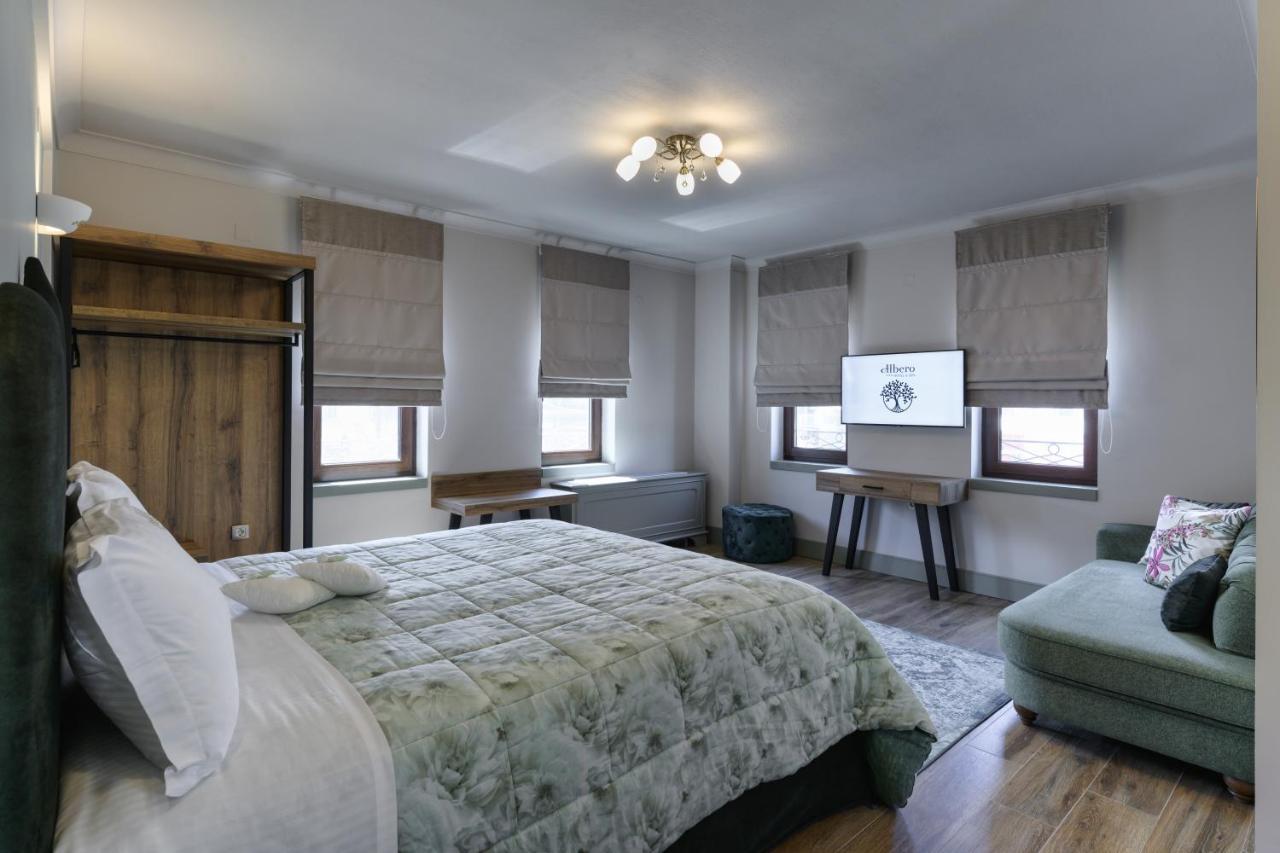 Albero Hotel Perama  Екстериор снимка