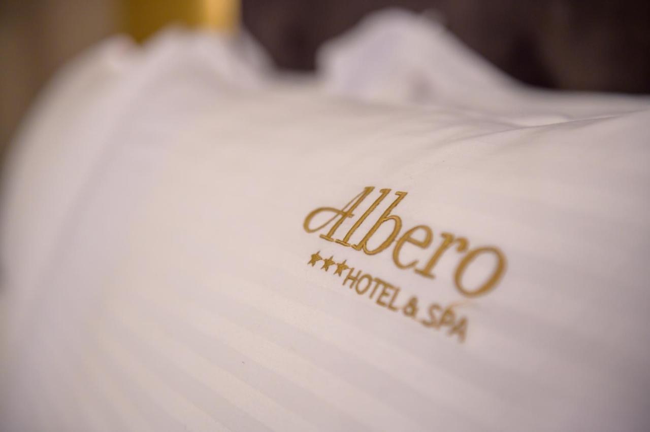 Albero Hotel Perama  Екстериор снимка
