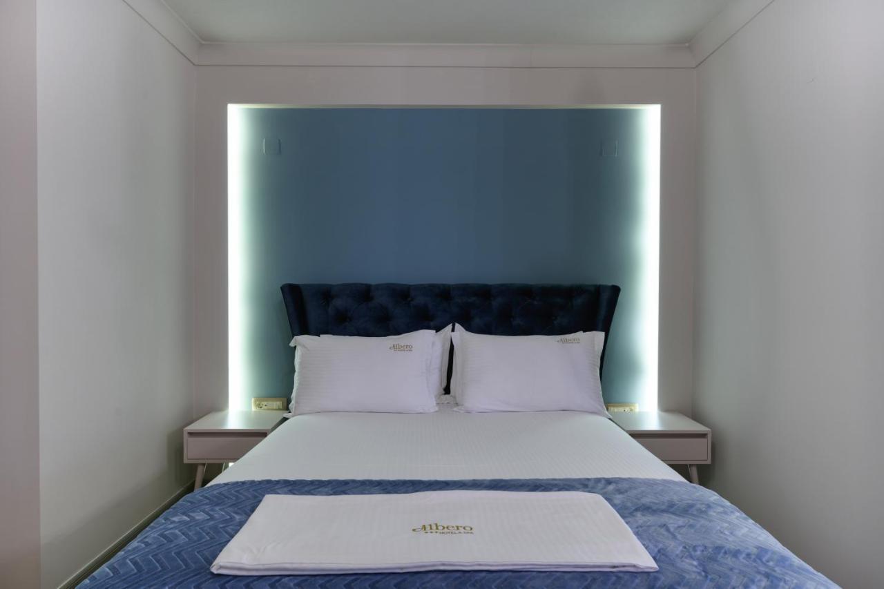 Albero Hotel Perama  Екстериор снимка