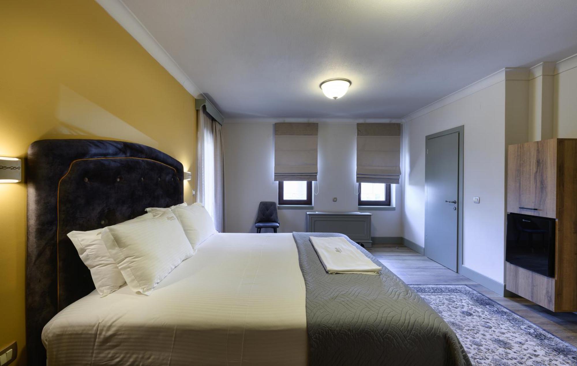Albero Hotel Perama  Екстериор снимка