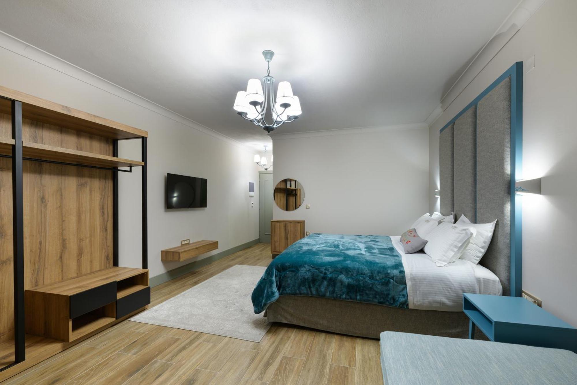 Albero Hotel Perama  Екстериор снимка