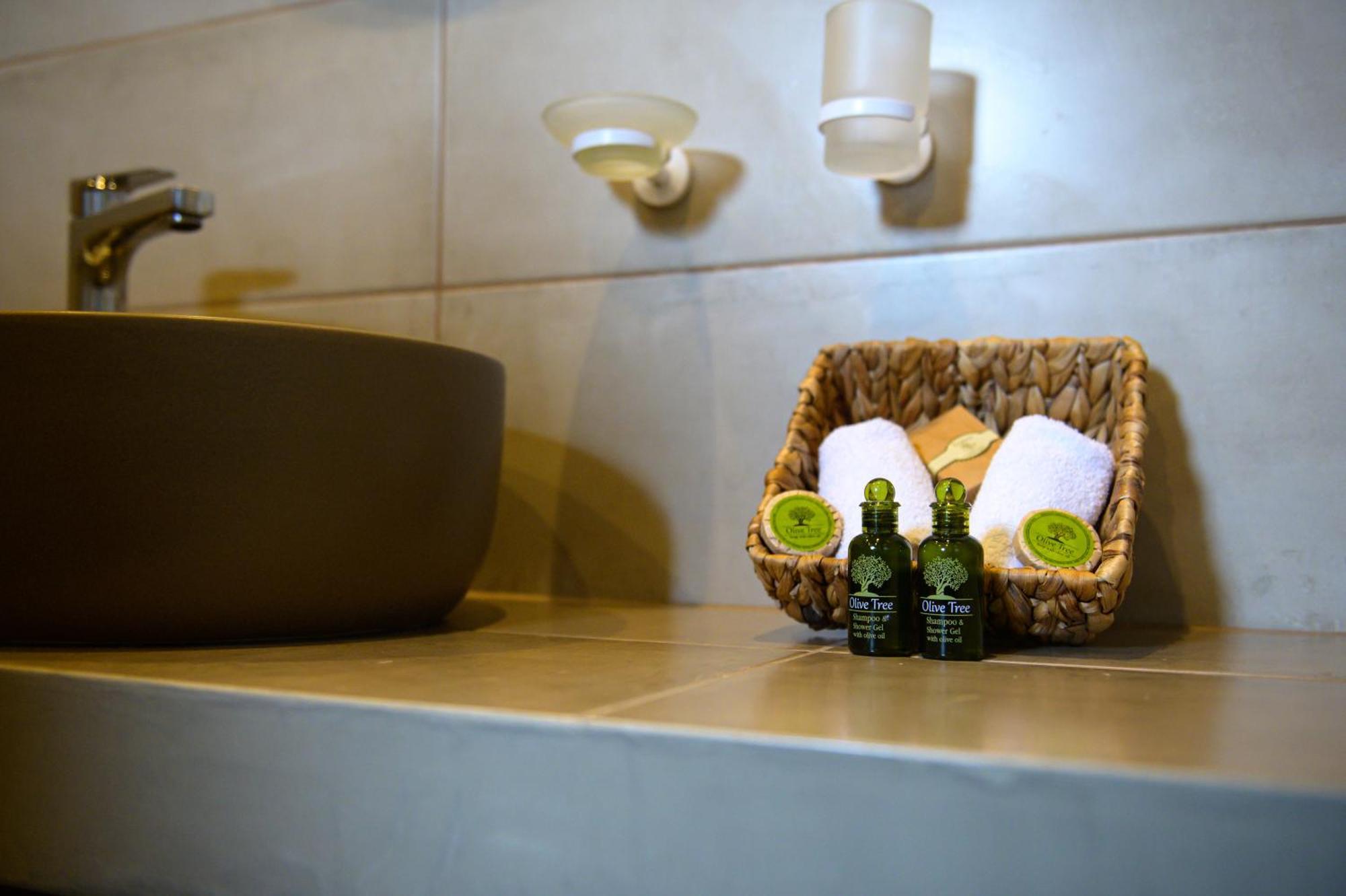 Albero Hotel Perama  Екстериор снимка